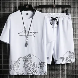 Conjunto de camiseta y pantalones cortos para hombre, camiseta informal transpirable de verano, conjunto para correr, traje deportivo con estampado Harajuku a la moda para hombre 220705