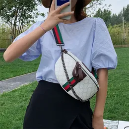 Küçük kadın yeni 2022 Kore versiyonu net kırmızı göğüs bel ins sokak modası Tek Omuz Messenger genişbant çanta toptan çevrimiçi% 90 indirim