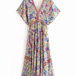 Vintage Chic Kadınlar Tavuskuşu Çiçek Baskı Yarasa Kollu Plaj Bohemian Maxi Elbiseler Robe Bayanlar V Yaka Püskül Yaz Boho Elbise 220402