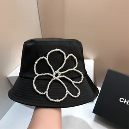 Spring Bucket Hats for Women Ladies Big Pearl Flower Hat Outdoor Luxury Brand Design Solid Adjustable Breathable Cap Decoration 220607