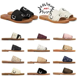 Woody Slippers Kvinnor Modedesigner Platta Sandaler Gummi Slides Classic Summer Beach Canvas Tofflor Skor Präglad bokstav med hög kvalitet