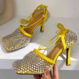 Nya europeiska amerikanska strassmaskremmar Fashion High Heel Sexiga fest Sandaler Kvinnor Summer Footwear Luxury Designer Shoes G220520