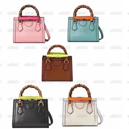 Yeni stil lüks tasarımcı toptan erkek çanta diana kadın çanta tote klasik crossbody orijinal deri omuz çantası bambu cüzdan çanta hobo debriyaj çanta