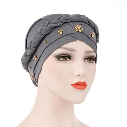 Solido Cotone Turbante Bonnet Caps Testa Sciarpa Per Le Donne Musulmane Che Borda Perla Interno Hijab Femme Musulman Wrap Turbantes Davi22