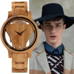 Zegarek Bamboo Men na rękę na rękę Pusty Trójkąt Trójkąt Trójkąt Design męskie zegarki retro motyl kwarcowy zegarek dla pełnego drewnianego opaski reno