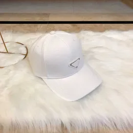 Beyzbol Şapkası Tasarımcı Şapkaları Erkekler İçin Lüks Casquette Üçgen Ayarlanabilir Kanvas Gömme P Caps Spor Moda Kepçe Şapka Tasarımcıları Yüksek Kalite İnanılmaz