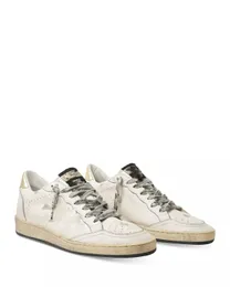 2022 Sneakers Superstar eski kirli spor ayakkabıları altın top yıldız moda erkekler kadınlar rahat ayakkabılar beyaz deri düz ayakkabı kalitesi lüks retro çizgiler ayakkabı ayakkabı