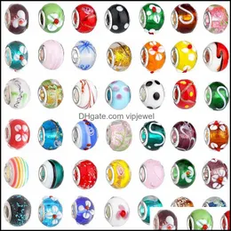 Uroki biżuterii Odkrycia komponenty 100pcs/partia mieszanka kolor Kolor Big Hole Glass Crystal Kulki Charm LUSE Dystansowy Craft European Kościa do bransoletki