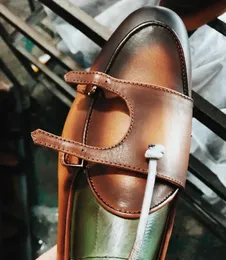 Designer-2018 moda uomo scarpe eleganti mocassini in pelle cioccolato scarpe da sposa uomo scarpe da lavoro appartamenti vintage di colore sfumato