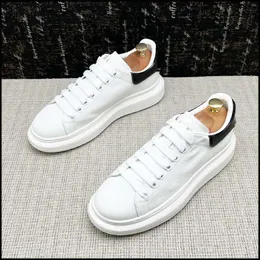 Moda Erkekler Loafer'lar Ayakkabı Renk Eşleştirme Lüks Tasarımcı Sneakers Rahat Kalın Alt Flats Kaykay Trend