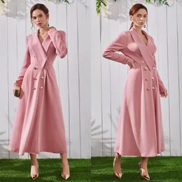 Kvinnors tvåbitar byxor rosa en modern kvinnlig kostym blazer kappklänning smal dubbel bröstkorg