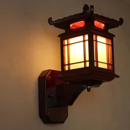 Стеновая лампа Античный китайский ретро -деревянный скручивание Light E27 Ресторан El спальня винтаж