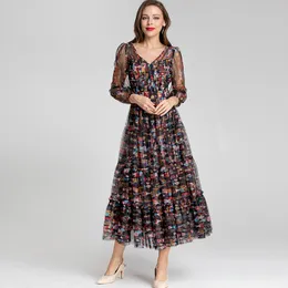 Women's Runway Dresses V Neck Long Sleeves Printed Ruffles Tiered Elegant Fashion Designer Dress Vestidos