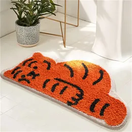 카펫 귀여운 호랑이 욕실 매트 푹신한 무리 카펫 욕조 욕조 사이드 안티 슬립 깔개 패드 도문 홈 키즈 룸 보육 장식 카페트