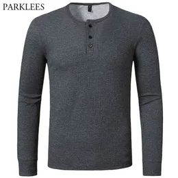 Waffle T Shirt Men 2020 العلامة التجارية الجديدة Mens Henley Shirt عارضات ضئيلة قميص طويل الأكمام Homme Hip Hop Camisetas Tops XXL T220808