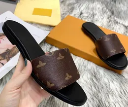 Die neuesten hochwertigen Männer Desig Frauen Flip-Flops Hausschuhe Mode Leder Slides Sandalen Damen Casual mehr Farbe Schuhe