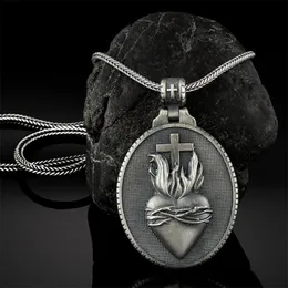 Collane con ciondolo Creativo stile retrò Croce Collana con cuore sacro Uomini e donne Personalità Amuleto Clavicola Catena di gioielli RegaloPendente