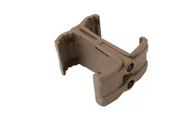 Outdoor Tactical Gun Rifle Dual Magazine Accoppiatore Connettore a clip in poliestere per AR15 M4 MAG59 Airsoft Mag Accoppiatore Morsetto Parallel Link Hunting Gear.cx