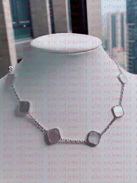 2024 Fashion Classic Lucky Clover 10 Flower Necklace Ladies and Girls Valentine's Mother's Complicing Jewelry