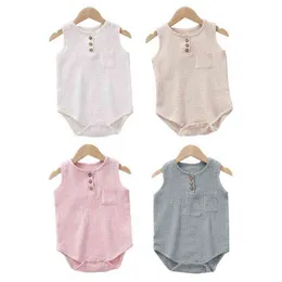 2022 Summer Baby Rompers Boys Girls Bodysuit Thin Muslin Sleeveless Clothes Fashion Baby Clothing Triangle Climb Romper G220521