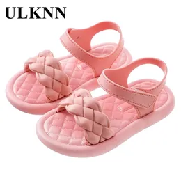 Ulknn rosa crianças sandálias menina princesa sapatos com gancho de dedo aberto e loop macio crianças verão sandália sandália de verão 220413