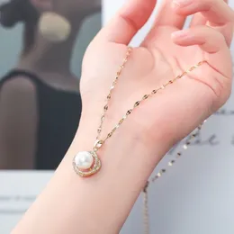 18K guldplätering blomma pärla hängsmycke halsband klassisk design rostfritt stål choker smycken för damer gåva