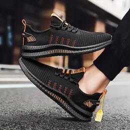 Tofflor 39-48 47 vuxna produkter skor för män sneakers supertränare 2022 promenad dämpande mäns zapatillas hombreslippers
