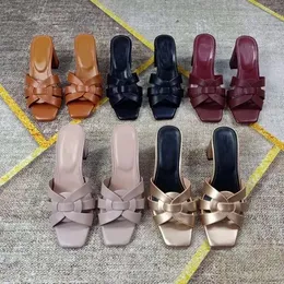 2021S Luxury Tribute Slides Low Heel Women Slipper Sandal Slide Designer Patent Leather Outdoor Lady Beach Sandaler Casual Slippers Ladies Comfort Slip On Shoes