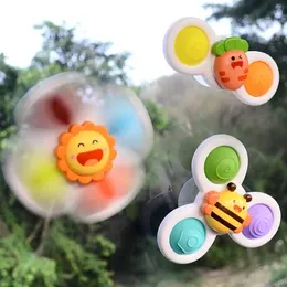 3st Suction Cup Spinner Toy for Baby Sensory Toys Spädbarn Rattle Spinning Top Bath Toys Födelsedagspresent för småbarn 1-3 år gammal 220524