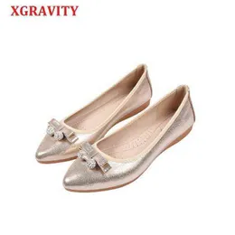 فستان أحذية Xgravity لؤلؤة تصميم مسطح الباليه القوس الزر الفراشة النساء المصممة فتاة زهرة يكون إصبع القدم الذهبي loafer A137 220715