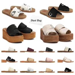 Plattformar Sandaler Dam Luxe Woody Flat Mule Tofflor Moda Dam Designer Berömda Sandaler Pool Gummi Slides Dam Casual Sandlas Sandeler Lyx Slider