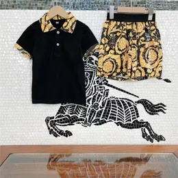 Luxury Brand Children's Clothing Boys Designer Kids Clothes Baby Boys Sets Summer Short Sleeve T-Shirt Shorts 2 Piece Set 220509