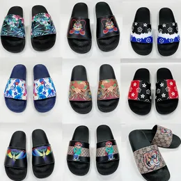 Uomo Donna Luxury Slides Sandali Designer Pantofole stampa Griglia modello Summer Beach Sandalo Pantofola Piatta uomo infradito sneakers taglia 36-45