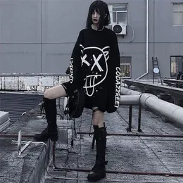 Qweek gotiska harajuku t-shirt kvinnor koreanska mode svart långärmad hip hop punk streetwear höst mall goth toppar kvinnlig tee 220321