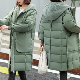 Kvinnor Parkas Winter Arrival Overized Hooded Jacket Female Korean Big Pocket Solid CottonPadded Long Coat 201201