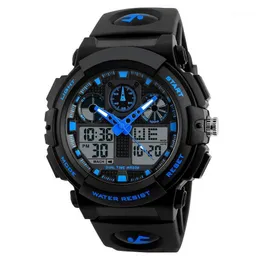 Wristwatches SexeMara Men Watch Dual Display Stopwatch Alarm Sport Fashion Male Quartz Digital