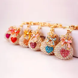 Keychains XDPQQ Fashion Lucky Bag Money Crystal Keychain Girl Pendant Car Creative Small Gift Rhinestone Heart Shaped Emel22