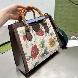 Diana Bamboo Bag Canvas Tote Bag Shopping Bags Beach Totes Handbags Flower Design Crossbody Shoulder Bags Leather Purse Classic Square Messenger Bag Red Green Strap