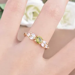 Br￶llopsringar Fashion Eternity Ring Delicate Olive Green Zircon Minimalist Gold Jewelry for Women Engagement Valentine's Day Giftsweddin