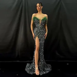 Green Sparkly Mermaid Prom Dresses 2022 Sequined Feathers Strapless High Spit Celebrity Party Evening Dress Elegant Formal Gowns