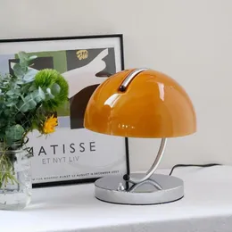 Lampy stołowe Nowoczesne nordyckie projektanta kreatywna lampa biurka do dekoracji salonu sypialnia sypialnia łóżka domowa dekoracje LED Lightstable
