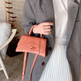 Новые дизайнеры роскоши вечерние сумки кошельки плечо женщины, бьют сумки, хит, сумочка, мини -полунел, квадратные кошельки квадратные кошельки, сумочки, сумочки, сумочки