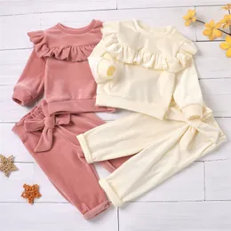 Mababy 0-12m Sonbahar Kış Sıcak Toddler Bebek Kız Giysileri Set Pürüzsüz Kadife Kıyafetler Setleri fırfır Trim Üst Yay Pantolon DD40 220507