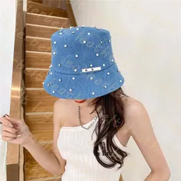 Designer Pearl Bucket Hat Luxury Diamond Fisherman Hats Summer Vacation Sun Hats Fashion Fashion Brim Visor Cap