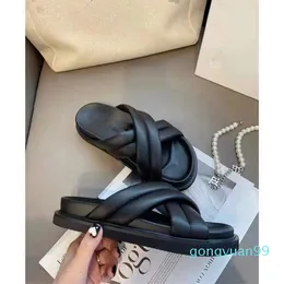 2022 Tofflor Försälj Sandals Tjej Kvinnor Designers Återställande Forntida sätt Får Läderyta Tjocka Solor Lightsome Förhindra Slippery