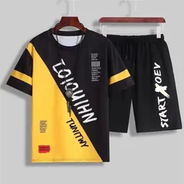 Männer Zwei Stück Set Sommer Mode Trainingsanzug Kurzarm Kleidung Set T-shirt Shorts Herren Sweatsuit Lässige Sportswear 220602