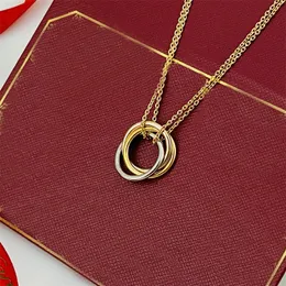 Nytt guld hänge halsband modedesigner design 316L rostfritt stål festliga presenter för kvinnor 3 alternativ