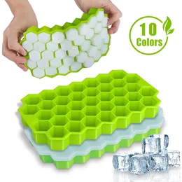 SILIKOLOVE Honeycomb Cube Trays Reusable Silicone cube Mold A Free Ice maker with Removable Lids 220611