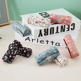 Retro Style Flower Cloth Cotton Material Cosmetic Organizer Bag Fashion Printed Women's Lipstick Storage Box