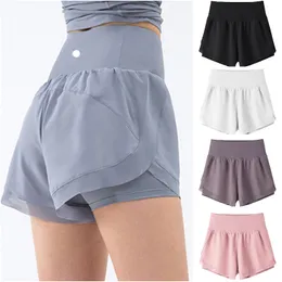 LU-DS113 Womens Yoga Outfits Sportswear High Waist Shorts Exercise Fitness Wear Short Pants Girls Running Elastic Pants Prevent Wardrobe Culotte